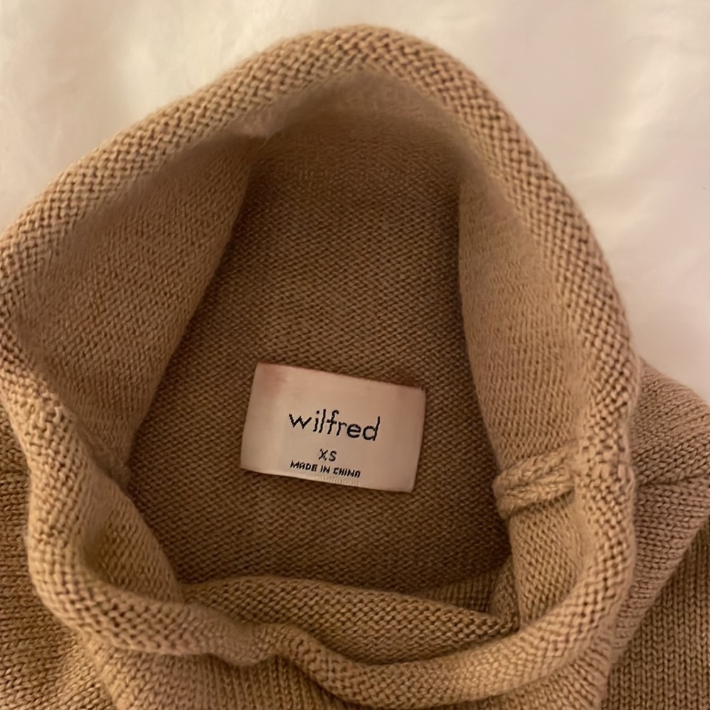 Camel Wilfred Turtleneck Sweater Size Xs - image 4